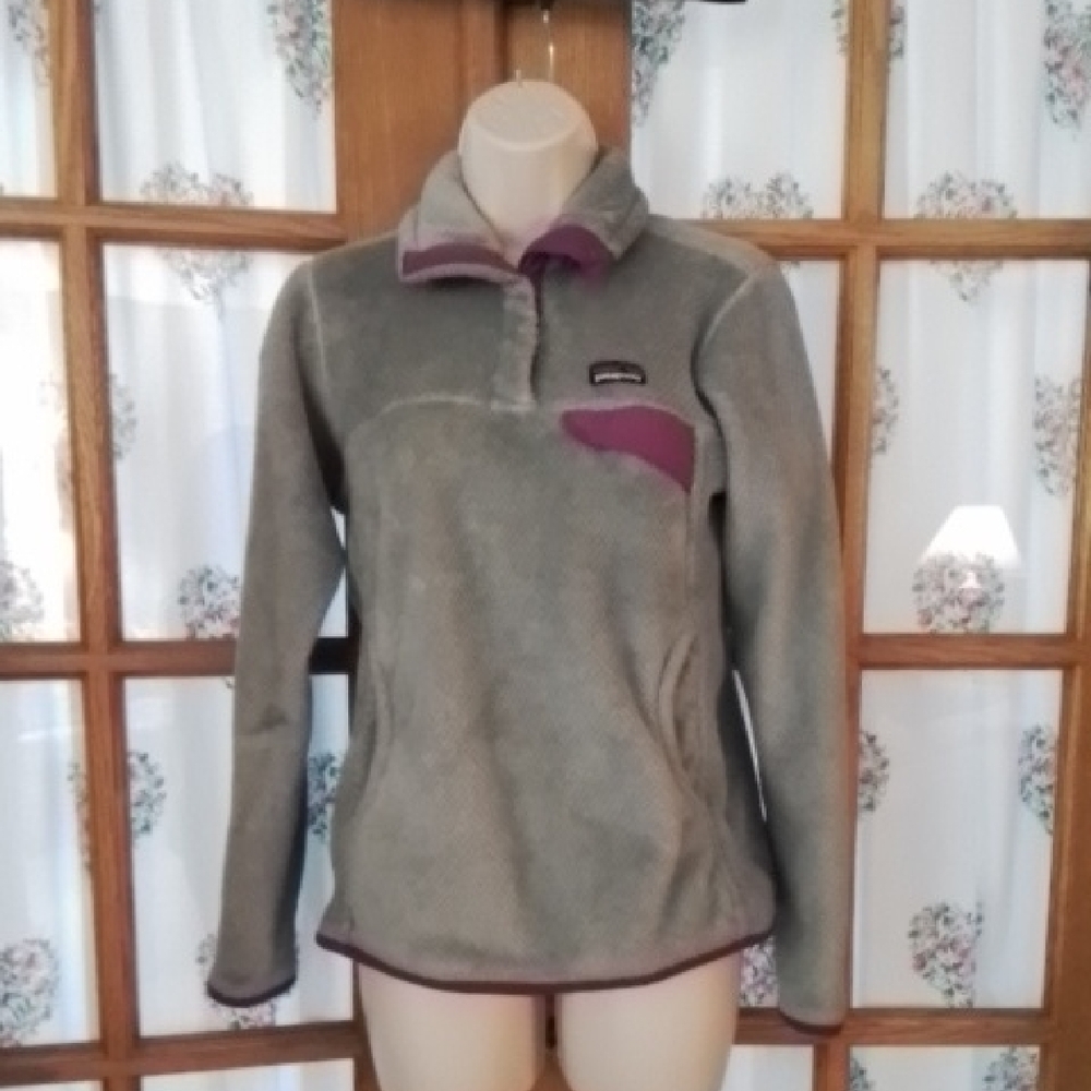 Patagonia Women's Gray and Purple Synchilla Quarter Zip, Size S.